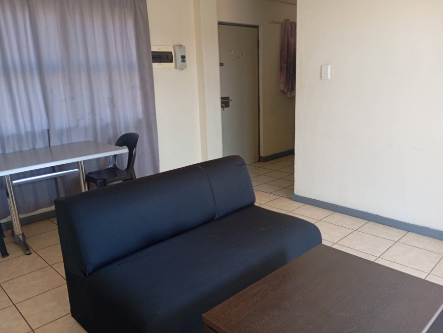 To Let 2 Bedroom Property for Rent in Ruimsig Gauteng