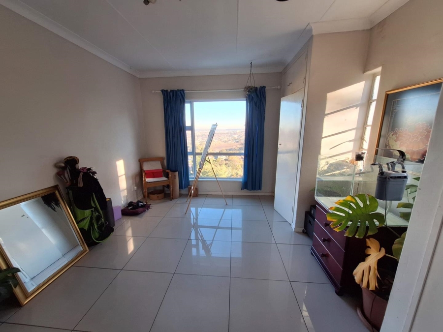 To Let 2 Bedroom Property for Rent in Northcliff Gauteng