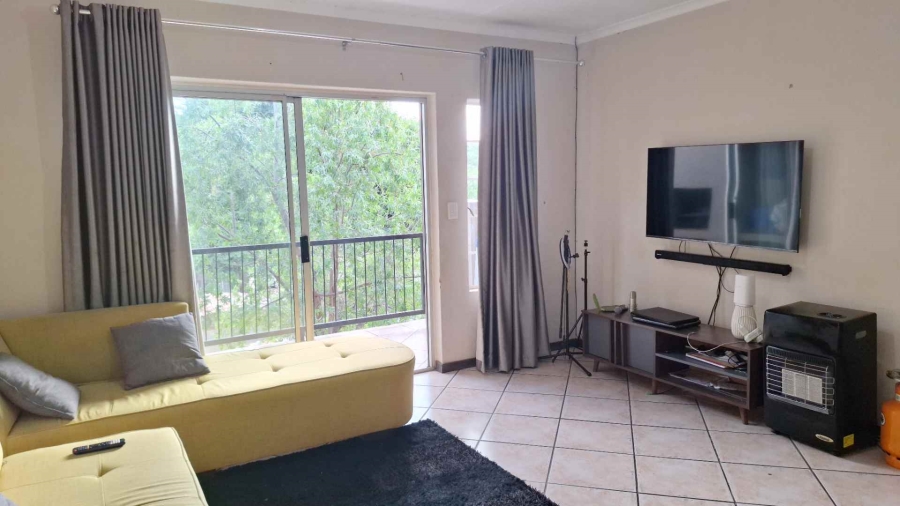 2 Bedroom Property for Sale in Wilgeheuwel Gauteng