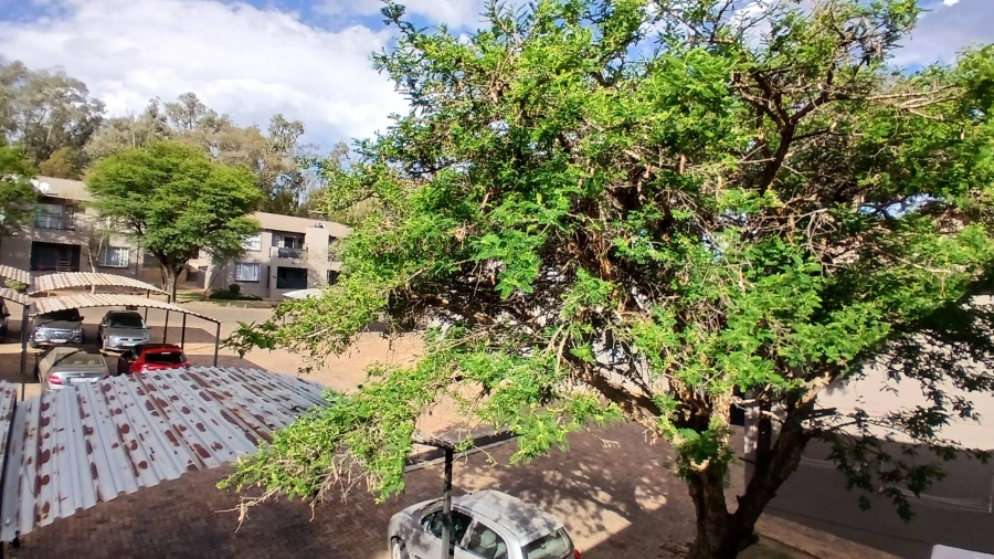 2 Bedroom Property for Sale in Wilgeheuwel Gauteng