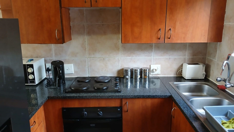 2 Bedroom Property for Sale in Wilgeheuwel Gauteng