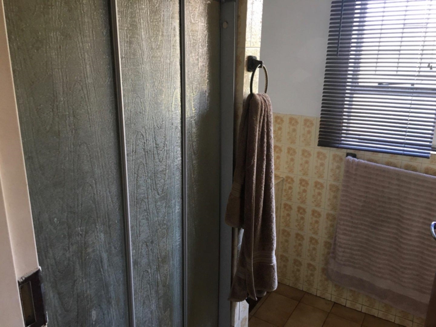 4 Bedroom Property for Sale in Wierdapark Gauteng