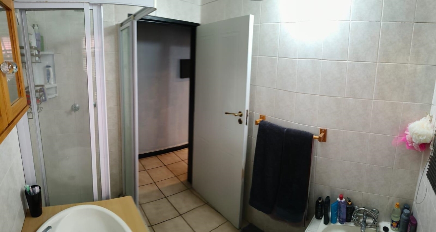 To Let 3 Bedroom Property for Rent in Eldoraigne Gauteng