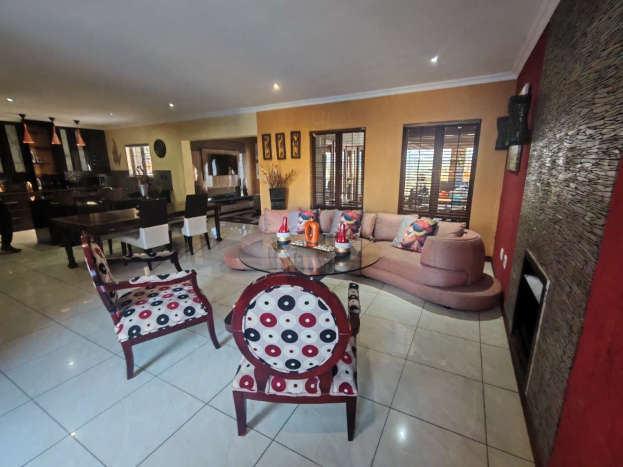 4 Bedroom Property for Sale in Wierdapark Gauteng