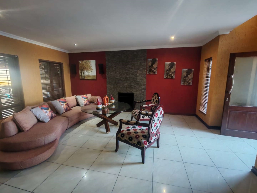 4 Bedroom Property for Sale in Wierdapark Gauteng
