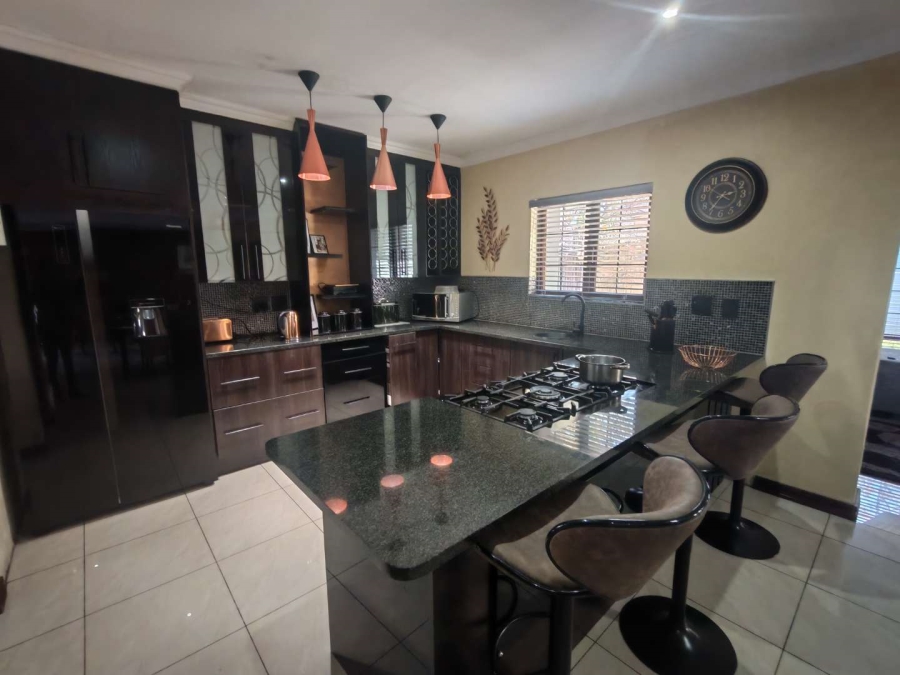 4 Bedroom Property for Sale in Wierdapark Gauteng