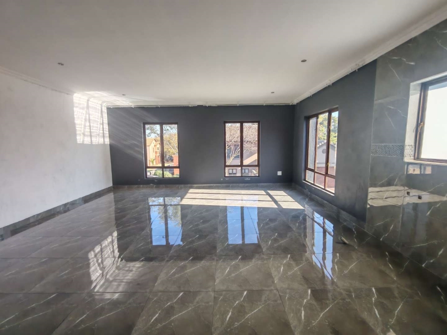 4 Bedroom Property for Sale in Wierdapark Gauteng