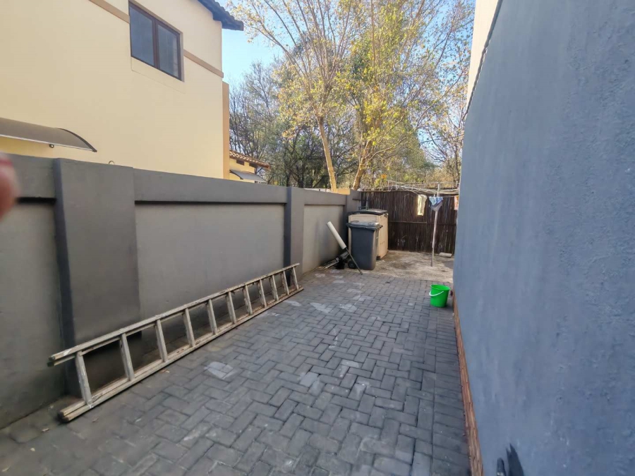 4 Bedroom Property for Sale in Wierdapark Gauteng