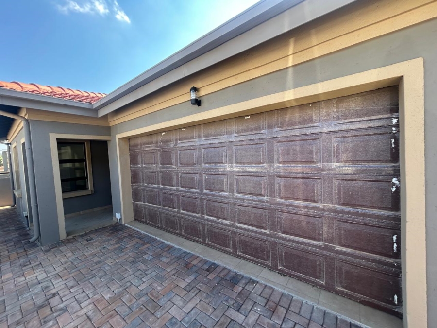 3 Bedroom Property for Sale in Willow Park Manor Gauteng