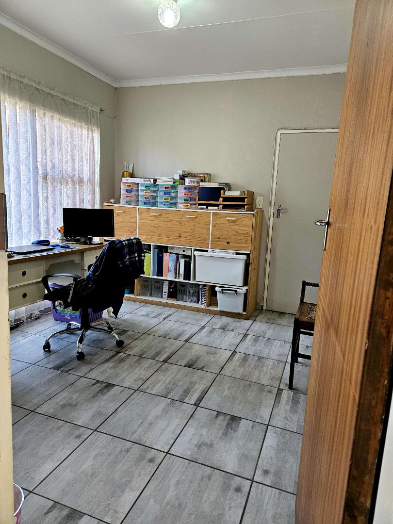 3 Bedroom Property for Sale in Ninapark Gauteng