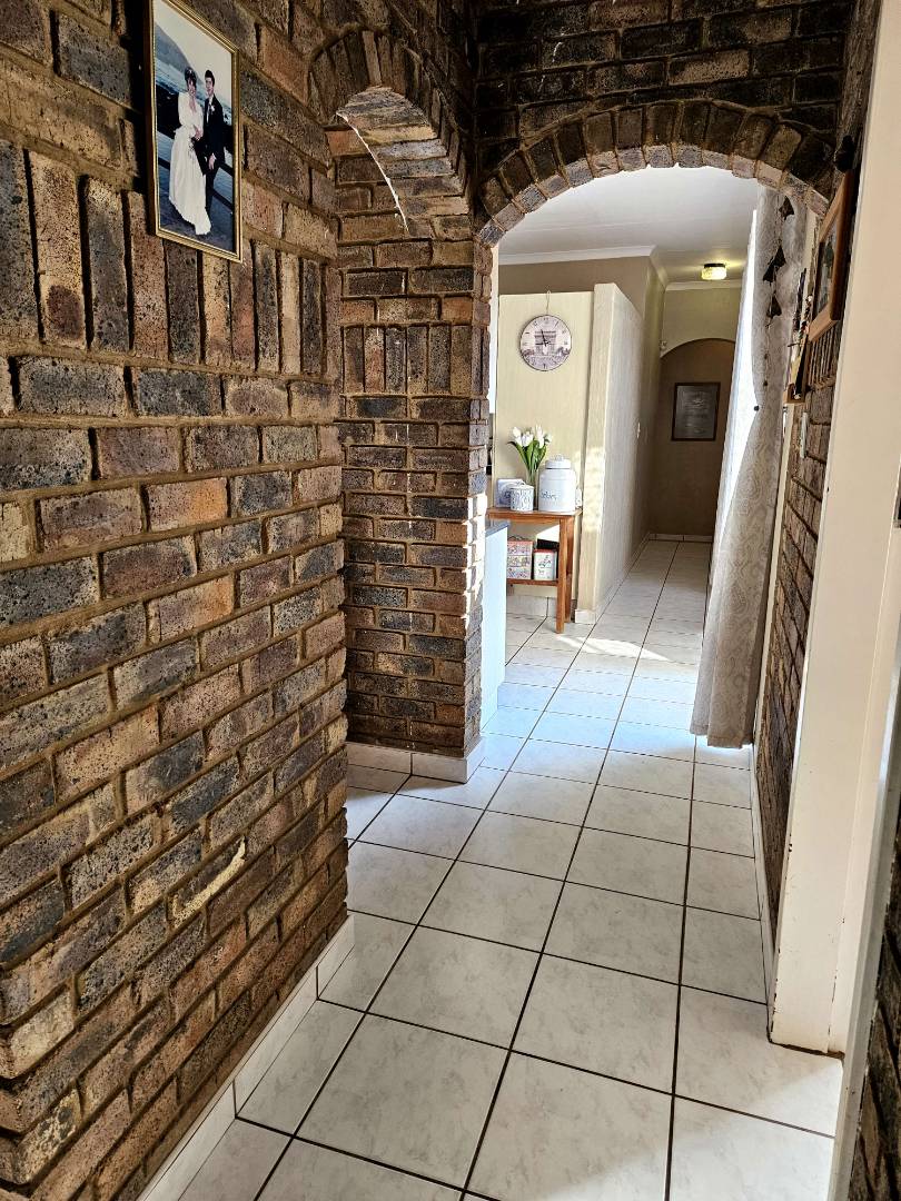 3 Bedroom Property for Sale in Ninapark Gauteng