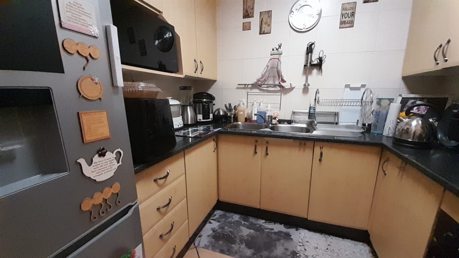 3 Bedroom Property for Sale in Glen Marais Ext 3 Gauteng