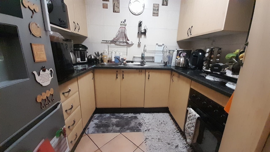 3 Bedroom Property for Sale in Glen Marais Ext 3 Gauteng