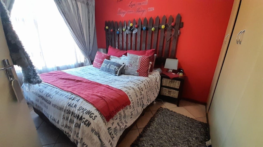 3 Bedroom Property for Sale in Glen Marais Ext 3 Gauteng