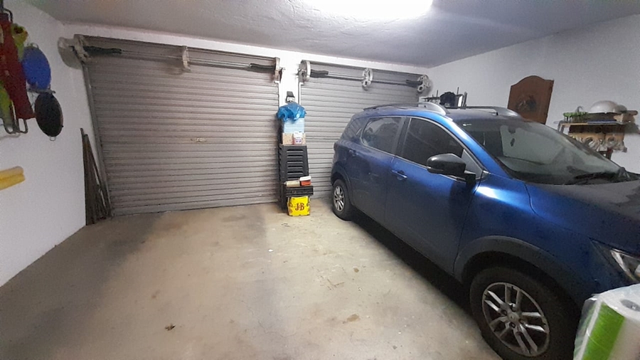 3 Bedroom Property for Sale in Glen Marais Ext 3 Gauteng