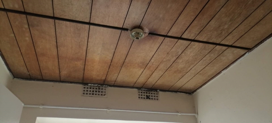 1 Bedroom Property for Sale in Yeoville Gauteng