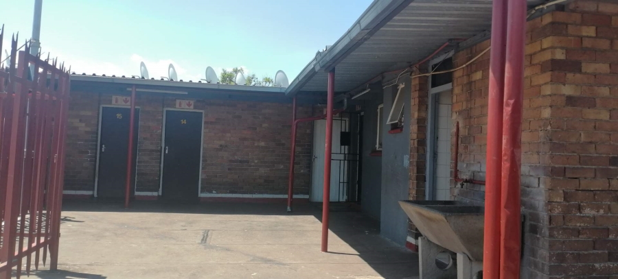 1 Bedroom Property for Sale in Yeoville Gauteng