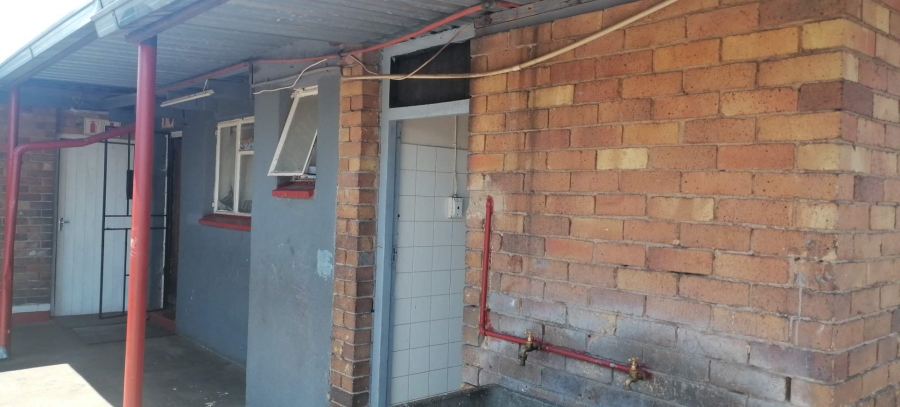 1 Bedroom Property for Sale in Yeoville Gauteng
