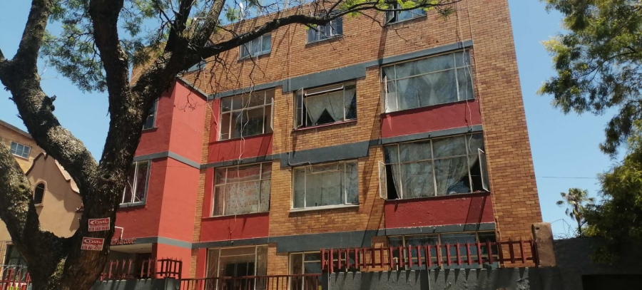 1 Bedroom Property for Sale in Yeoville Gauteng