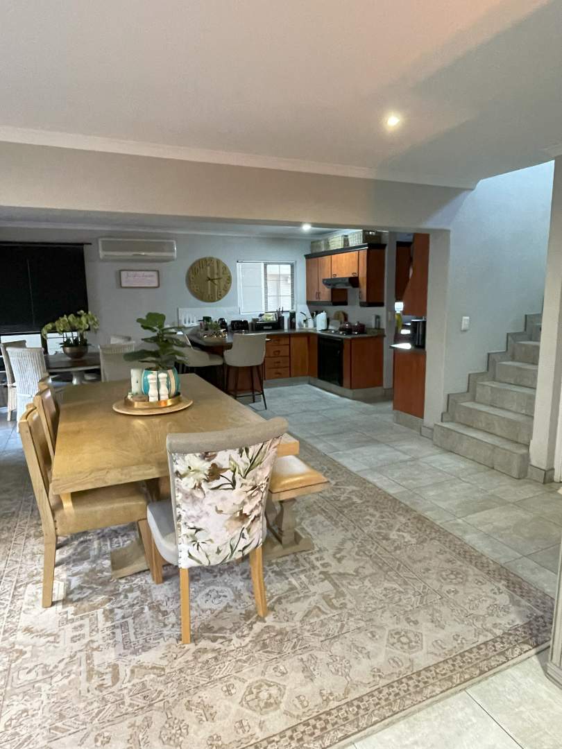 To Let 3 Bedroom Property for Rent in Woodlands Gauteng