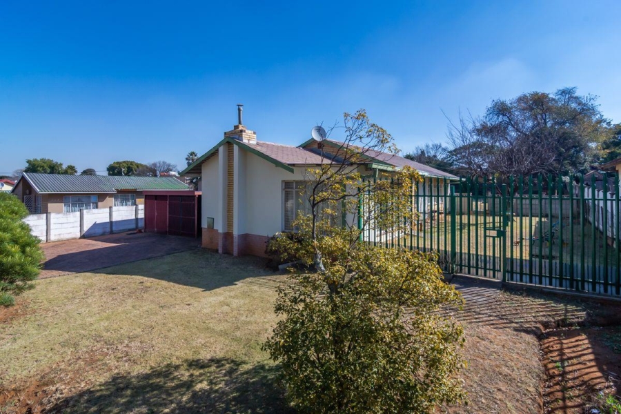 3 Bedroom Property for Sale in Witpoortjie Gauteng