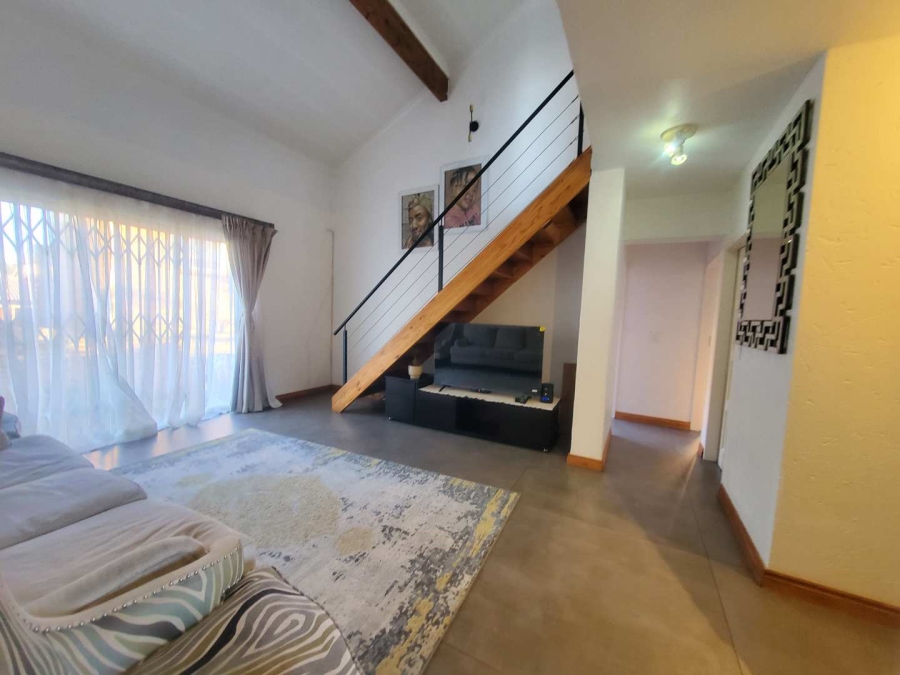 To Let 3 Bedroom Property for Rent in Willowbrook Gauteng