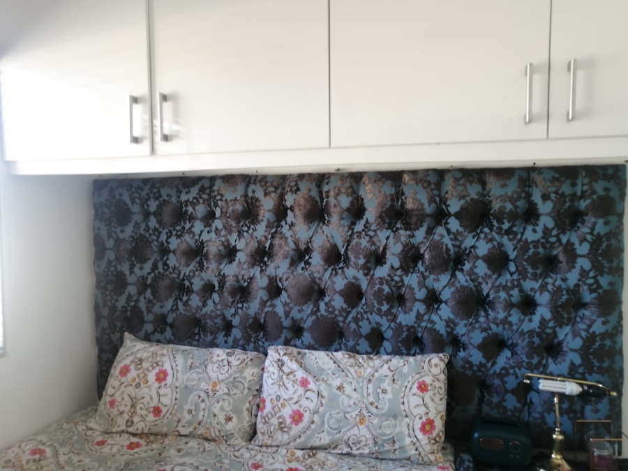2 Bedroom Property for Sale in Ridgeway Gauteng