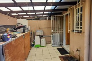 2 Bedroom Property for Sale in Albertsdal Gauteng