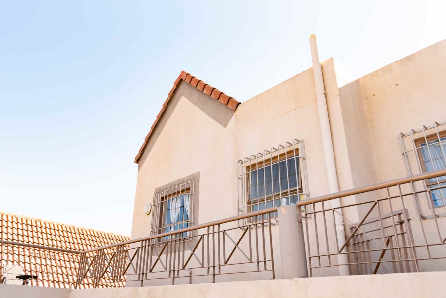 2 Bedroom Property for Sale in Halfway Gardens Gauteng