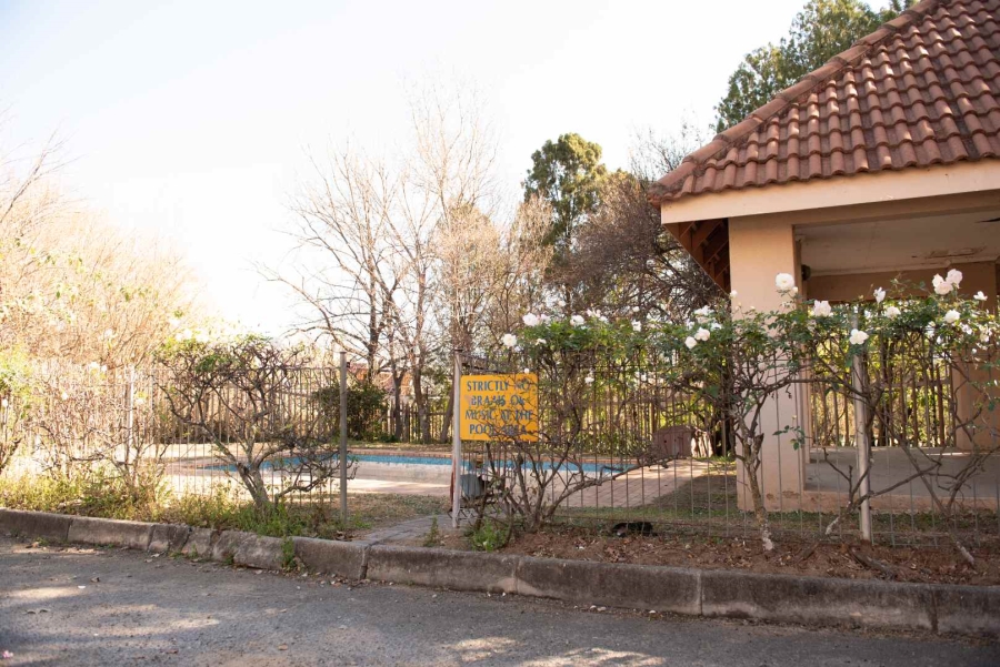2 Bedroom Property for Sale in Halfway Gardens Gauteng