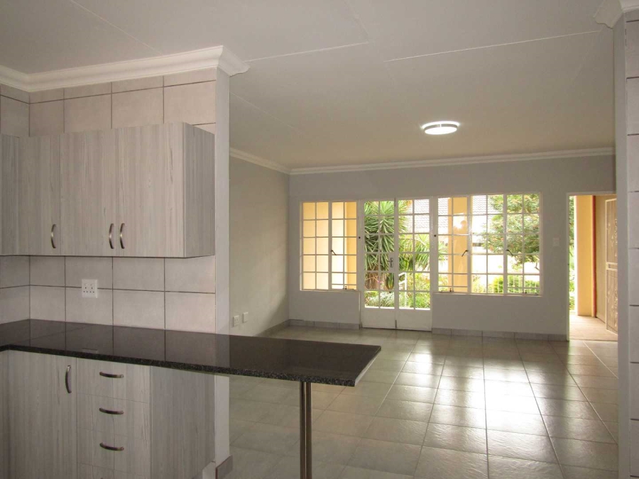 1 Bedroom Property for Sale in Theresa Park Gauteng