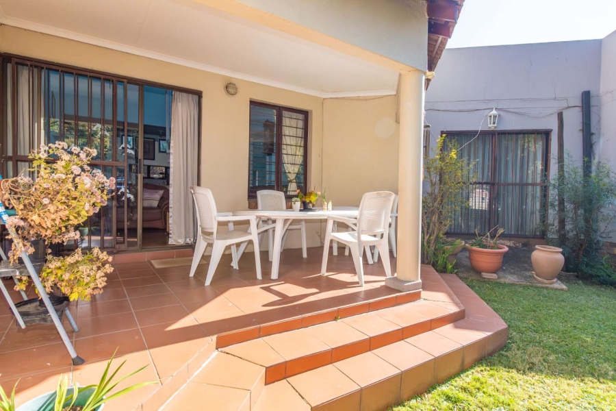 2 Bedroom Property for Sale in Northwold Gauteng