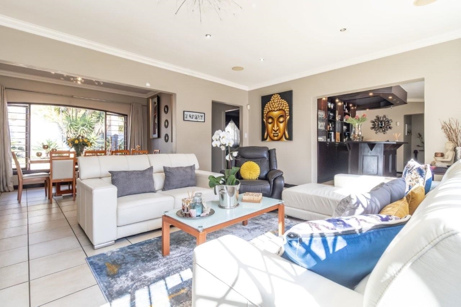 4 Bedroom Property for Sale in Northcliff Gauteng