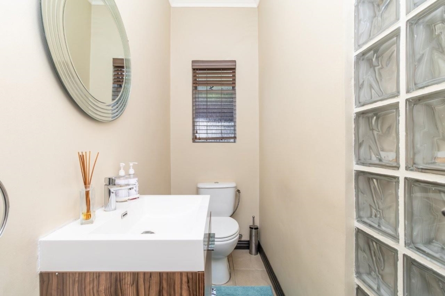 4 Bedroom Property for Sale in Northcliff Gauteng