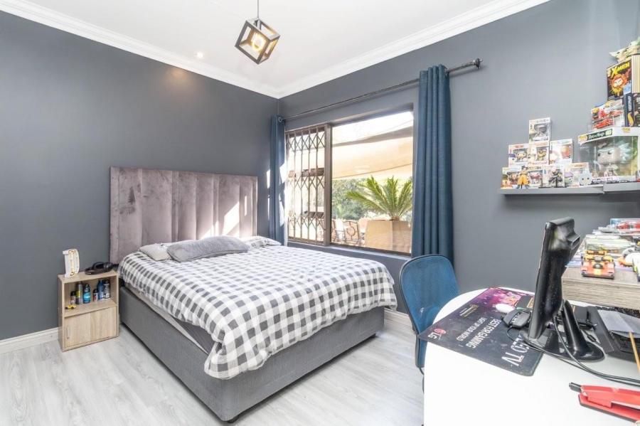 4 Bedroom Property for Sale in Northcliff Gauteng
