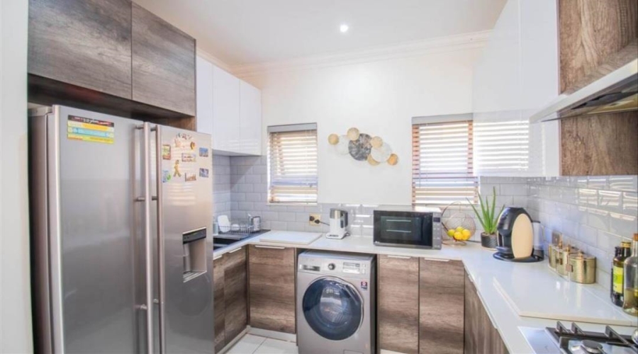 3 Bedroom Property for Sale in Halfway Gardens Gauteng