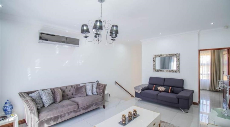 3 Bedroom Property for Sale in Halfway Gardens Gauteng