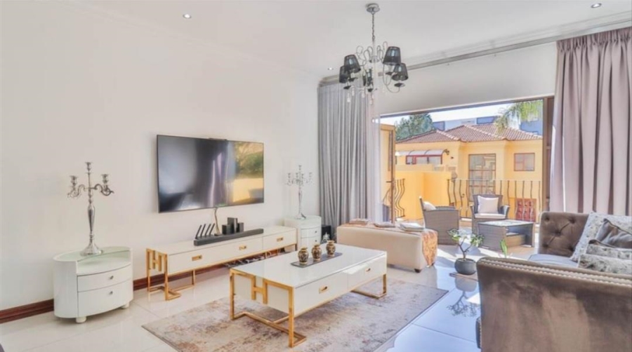 3 Bedroom Property for Sale in Halfway Gardens Gauteng
