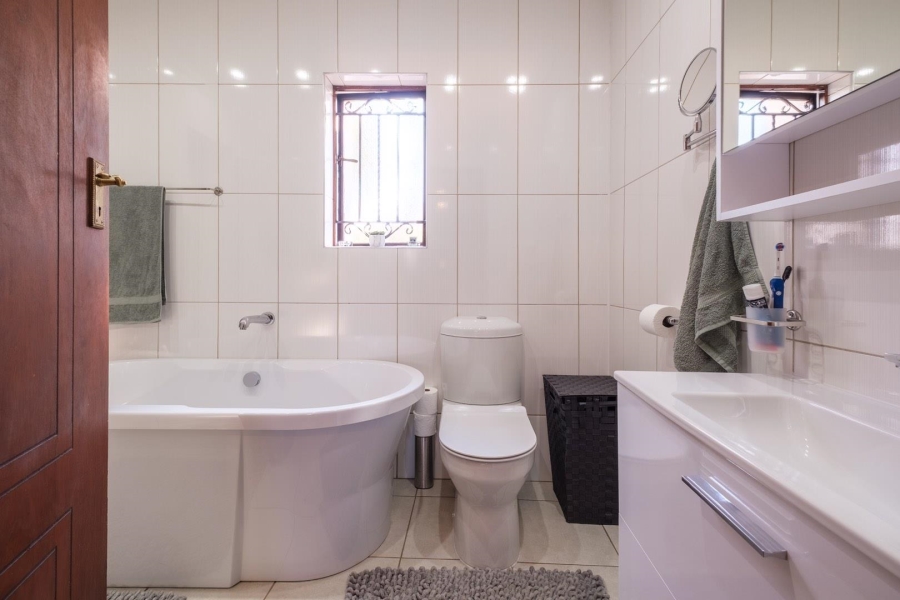 3 Bedroom Property for Sale in Moreleta Park Gauteng