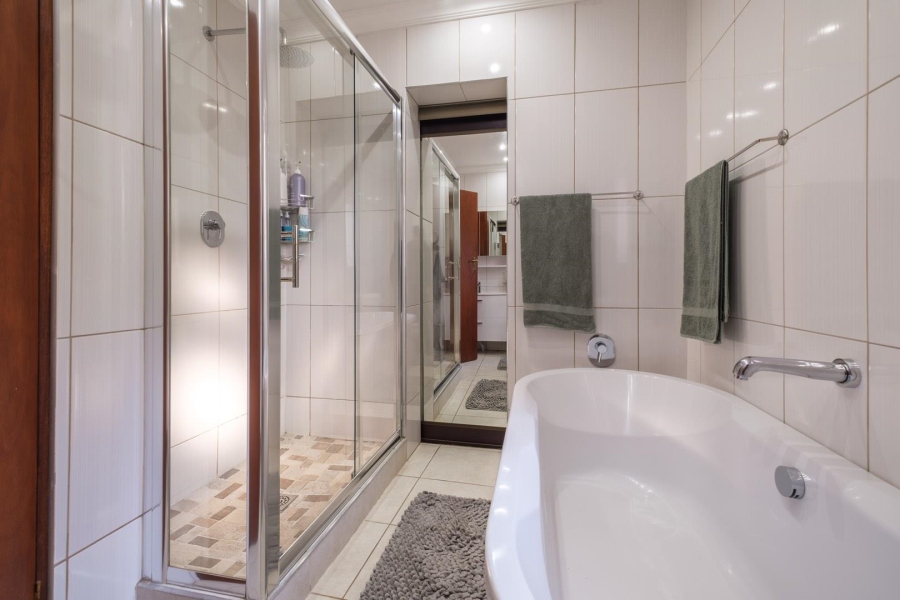 3 Bedroom Property for Sale in Moreleta Park Gauteng