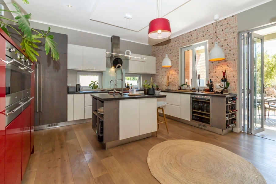 4 Bedroom Property for Sale in Waterfall Country Estate Gauteng