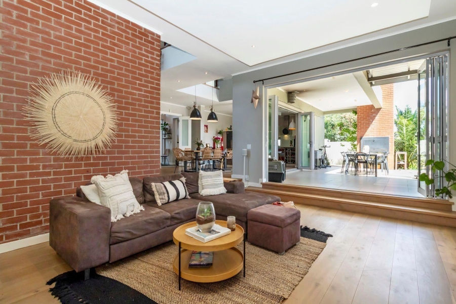 4 Bedroom Property for Sale in Waterfall Country Estate Gauteng