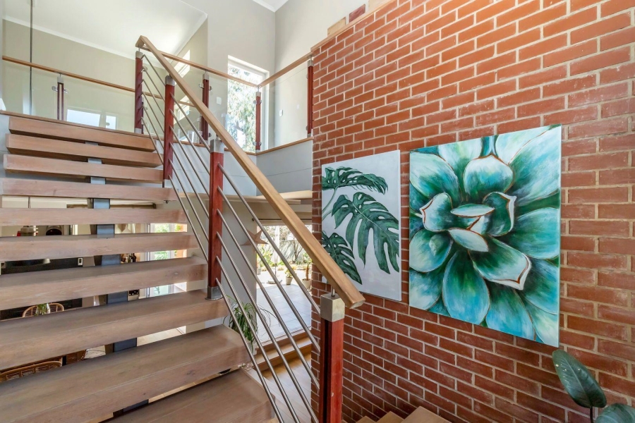 4 Bedroom Property for Sale in Waterfall Country Estate Gauteng