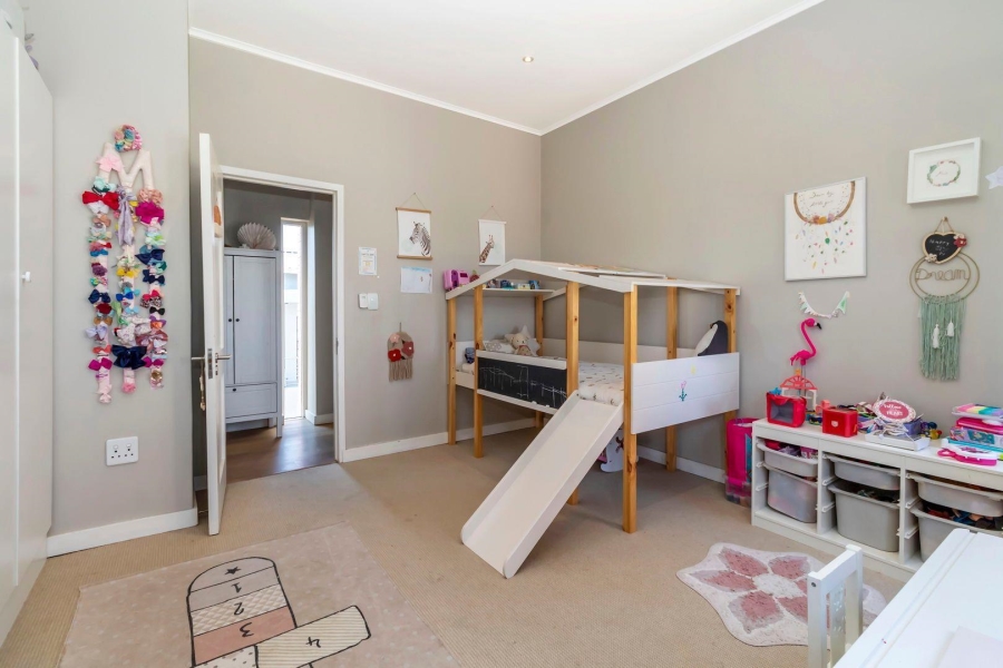 4 Bedroom Property for Sale in Waterfall Country Estate Gauteng