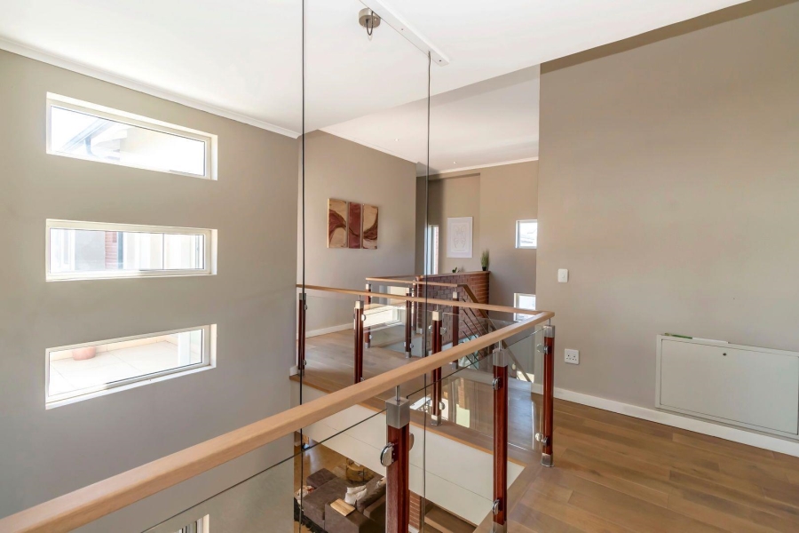 4 Bedroom Property for Sale in Waterfall Country Estate Gauteng