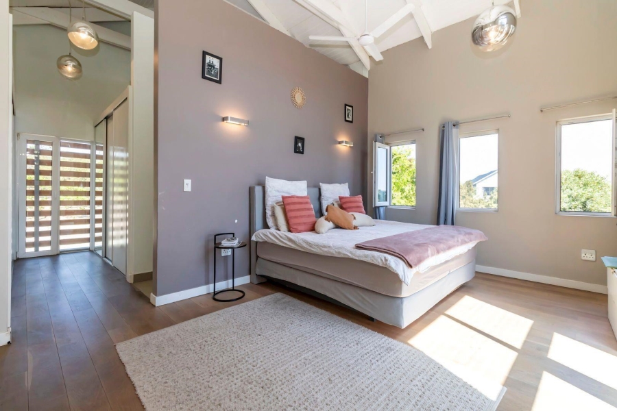 4 Bedroom Property for Sale in Waterfall Country Estate Gauteng