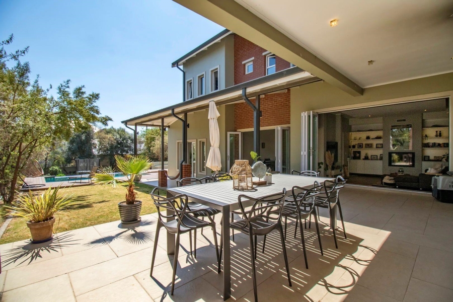 4 Bedroom Property for Sale in Waterfall Country Estate Gauteng