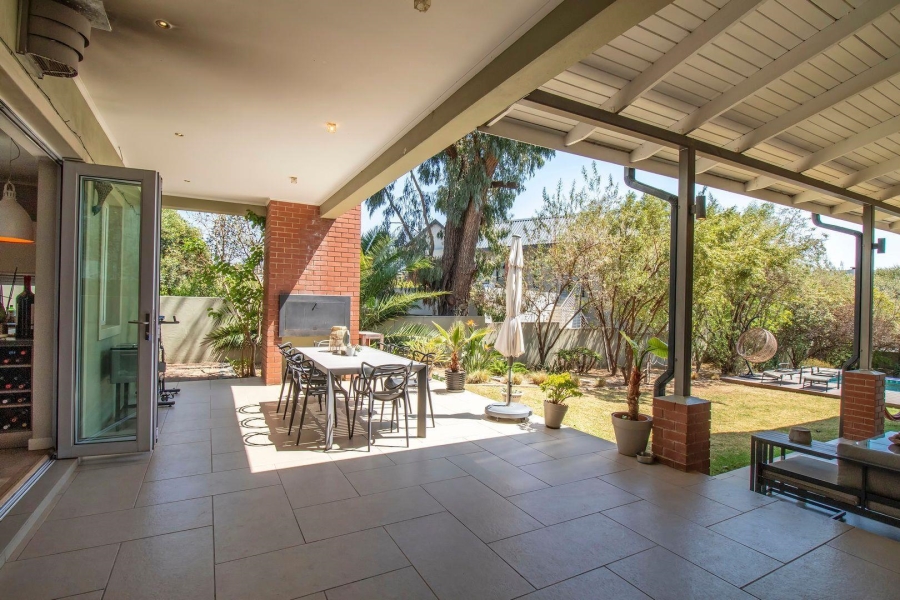 4 Bedroom Property for Sale in Waterfall Country Estate Gauteng