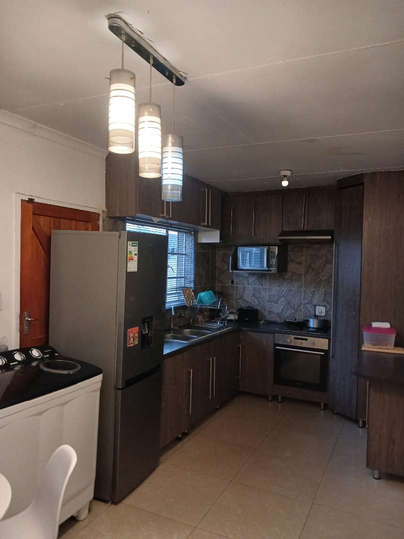 To Let 3 Bedroom Property for Rent in Nkwe Estate Gauteng