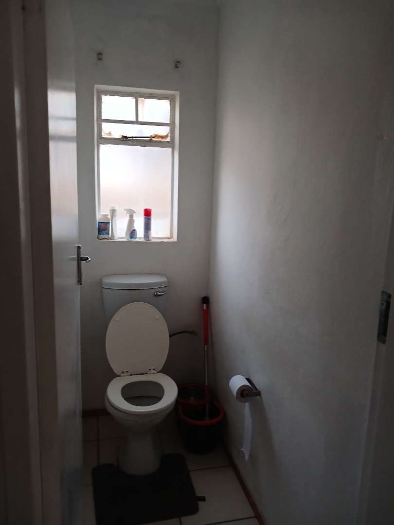 To Let 3 Bedroom Property for Rent in Nkwe Estate Gauteng